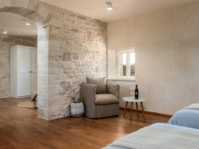 Villa Paladnjaki with Breakfast - Features photo 14