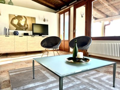 Apartment No title - Outdoor photo 5