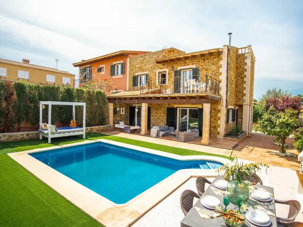 Holiday house Villa Petit lujo