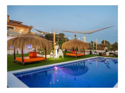 Holiday house Luxury Sunset Boulevard Villa in PUNTIRO - Holiday house
