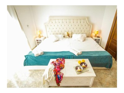 Holiday house Luxurious villa by Versace - Features photo 15