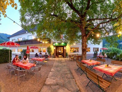 Holiday room Einzelzimmer, Dusche, WC, Wohn-/Schlafraum - Outdoor photo 6