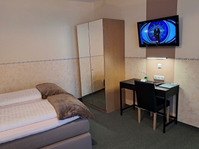 Holiday room Einzelzimmer, Dusche, WC, Wohn-/Schlafraum - Outdoor photo 21