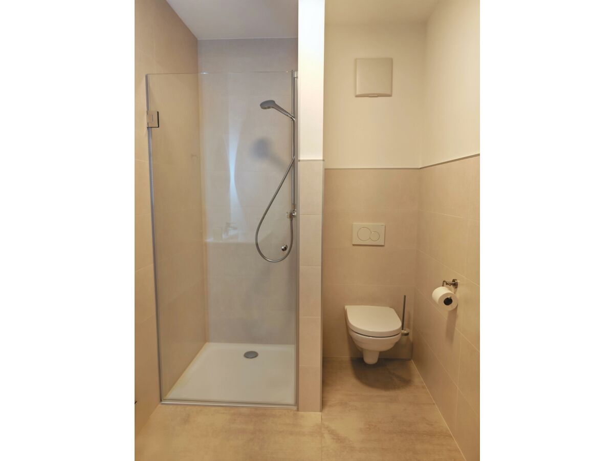 Holiday room Einzelzimmer, Dusche, WC, Wohn-/Schlafraum - Outdoor photo 4