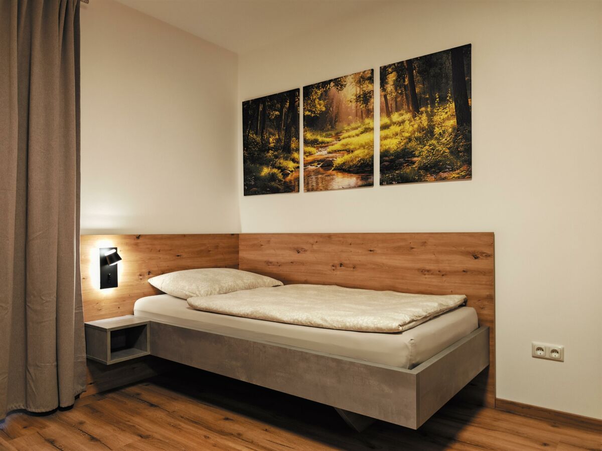 Holiday room Einzelzimmer, Dusche, WC, Wohn-/Schlafraum - Outdoor photo 5