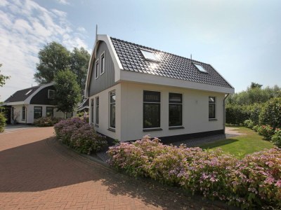 Holiday house Restyled Koningshoeve Deluxe 6 personen in Schoorl - Holiday house