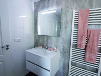 Holiday house Veranda 6 - Outdoor photo 5