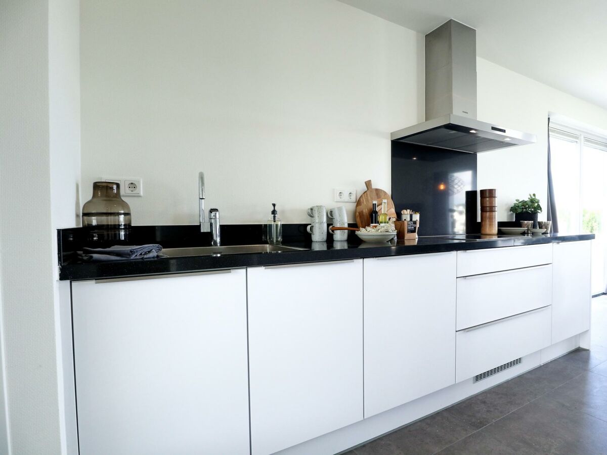 Villa Villa Meerzicht 10 - Outdoor photo 5