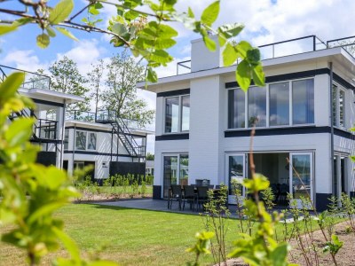 Villa Villa Meerzicht 10 in Nijkerk - Villa