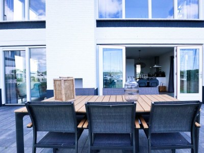 Villa Villa Meerzicht 10 - Outdoor photo 6