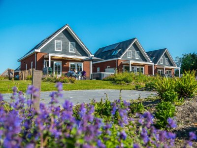 Villa Watervilla MIVA Wellness 6 in Medemblik - Villa