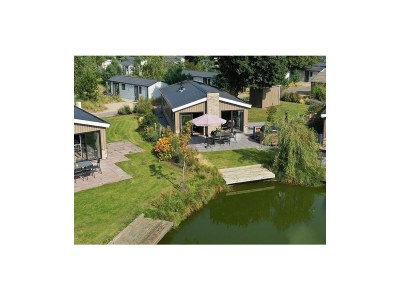 Holiday house Hackfort Hottub 6 in Biddinghuizen - Holiday house