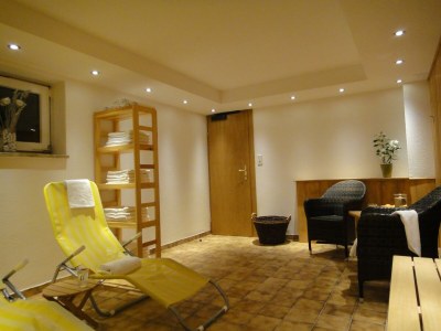 Apartment Großes Appartement mit 2 Schlafzimmer und Terasse - Outdoor photo 8