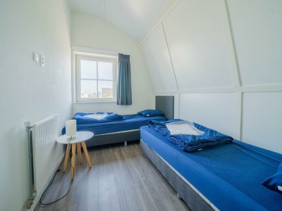 Holiday house Westertoren 12 - Outdoor photo 16