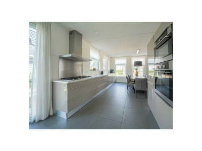 Holiday house Westertoren Sauna 18 - Outdoor photo 5