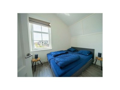 Holiday house Westertoren Sauna 18 - Outdoor photo 7