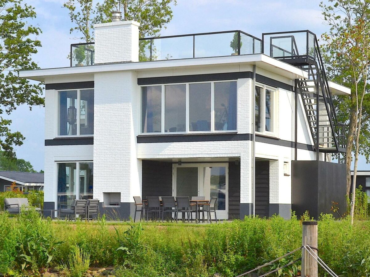 Villa Villa Meerzicht 8