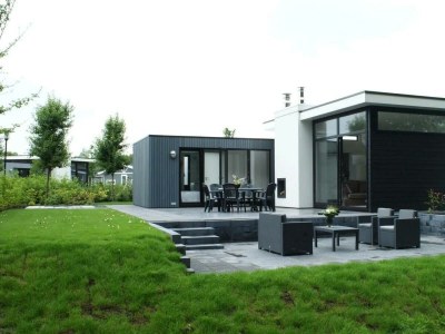 Holiday house L-Cube 4 in Halfweg - Holiday house