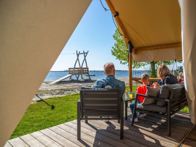 Holiday house Glampingtent Beachfront Luxe 6 in Biddinghuizen - Holiday house