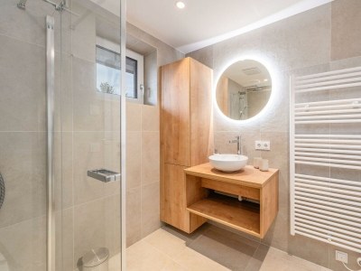 Apartment Top 2 - Features photo 28