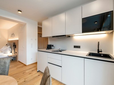 Apartment Top 2 - Features photo 29