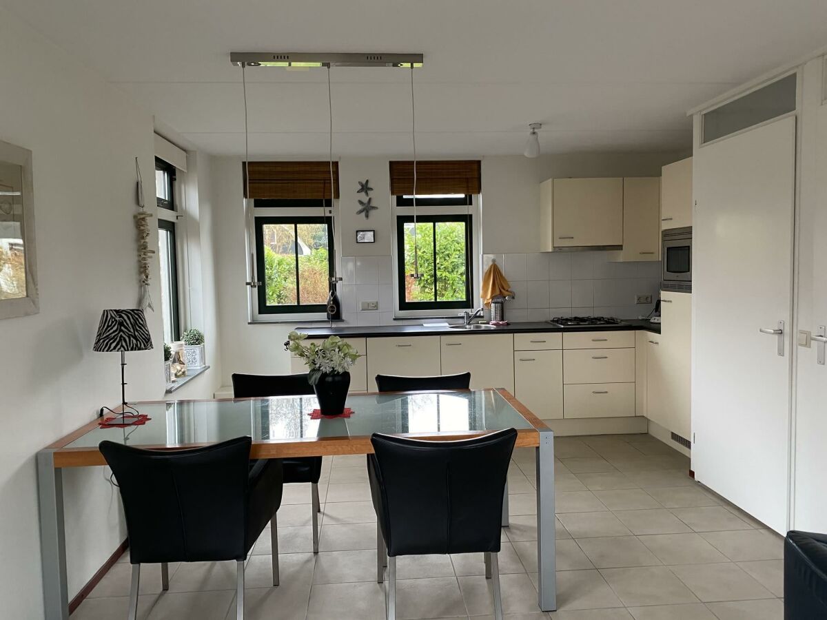 Holiday house Koningshoeve 4 personen met 2 slaapkamers - Outdoor photo 2