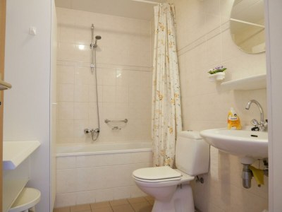 Holiday house Badhotel 335 - Outdoor photo 4