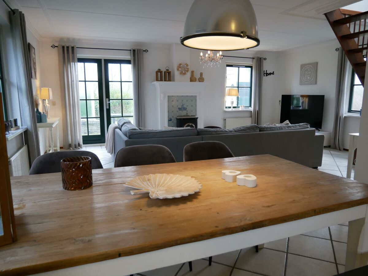 Holiday house Buitenplaats 108 - Outdoor photo 4