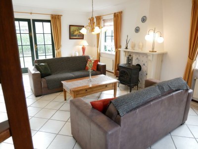 Holiday house Buitenplaats 137 - Outdoor photo 9