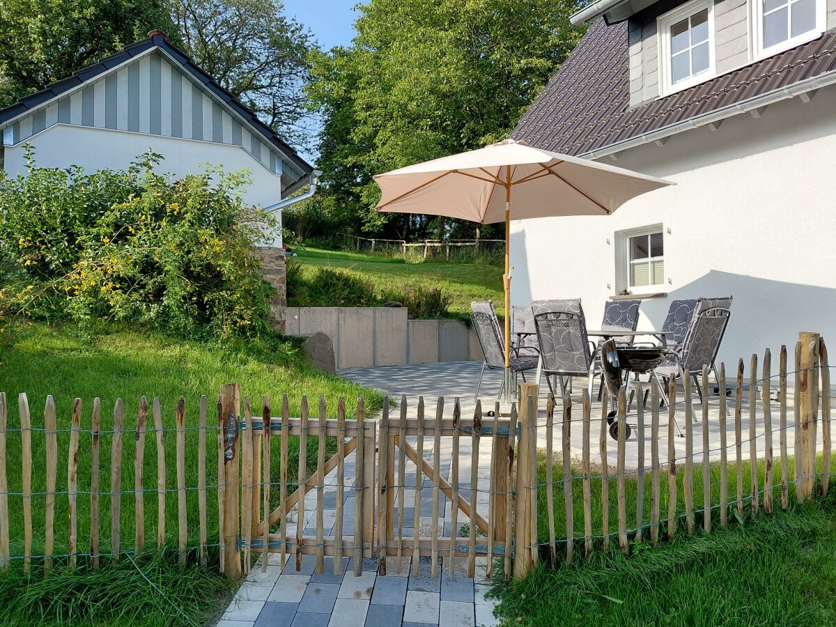 Apartment Ferienhaus in Ruhe & Natur im Wildenburg - Outdoor photo 5