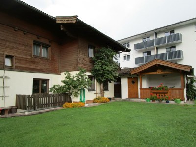 Apartment Ferienhaus, Dusche oder Bad, WC, 2 Schlafräume - Outdoor photo 2