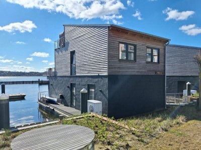 Holiday house Wasserhaus im Pionierhafen Schleswig in Schleswig - Holiday house