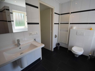 Holiday house VZ1185 Vakantiebungalow in Oostkapelle - Outdoor photo 9