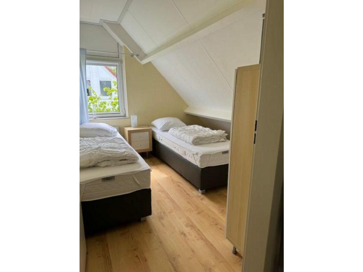 Holiday house VZ2416 Vrijstaand vakantiehuis in Oostkapelle - Outdoor photo 2