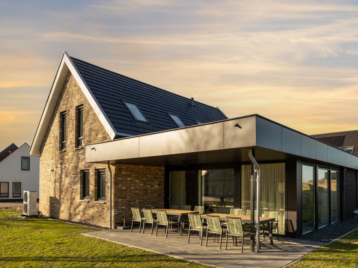 Holiday house VZ2539 Vakantiehuis Badhuis Wind Poolhome-12