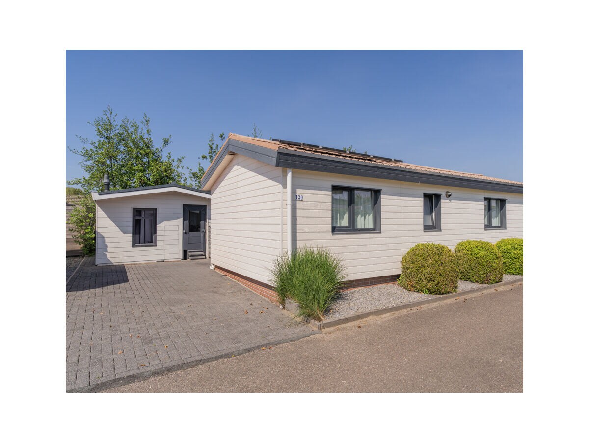 Chalet VZ293 Chalet Sint-Annaland (chalet 130)