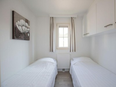 Chalet VZ983 Vakantiechalet in Oostkapelle - Outdoor photo 2