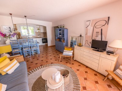 Holiday house Reina - Features photo 11