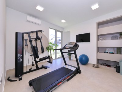 Villa 5* Luxury villa La Casa with heated pool and sauna - Features photo 81