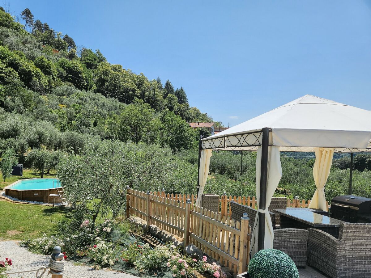 Holiday house Shaleo, Shared Pool, Ac - Outdoor photo 3