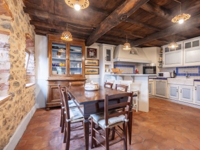 Holiday house Shaleo, Shared Pool, Ac - Features photo 15