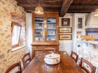 Holiday house Shaleo, Shared Pool, Ac - Features photo 16