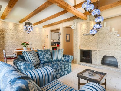 Villa No title - Features photo 13