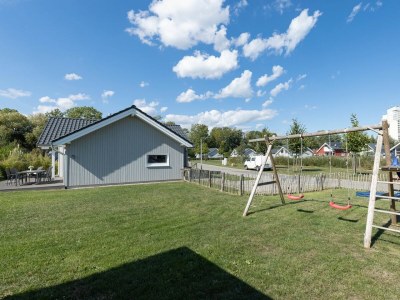 Holiday house Ferienhaus "Sansibay" Schönberg - Holm - Outdoor photo 5