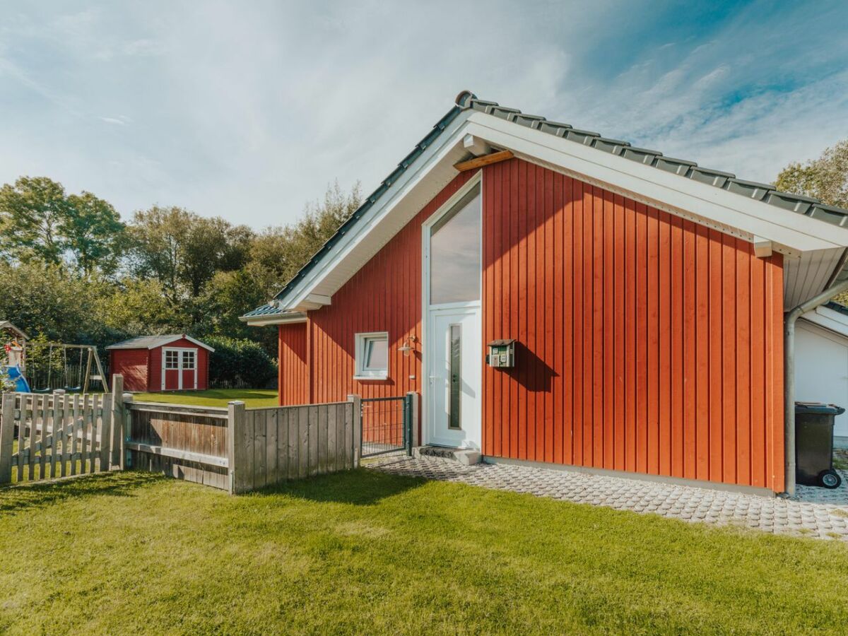 Holiday house Ferienhaus "Strandgeflüster" Schönberg - Holm - Outdoor photo 4
