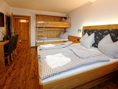 Apartment Ferienwohnung " Schneeberg " - Outdoor photo 4