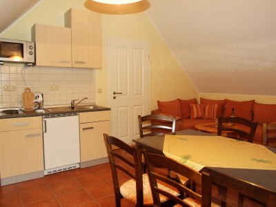 Holiday house On the lake shore in the annexe - Outdoor photo 10