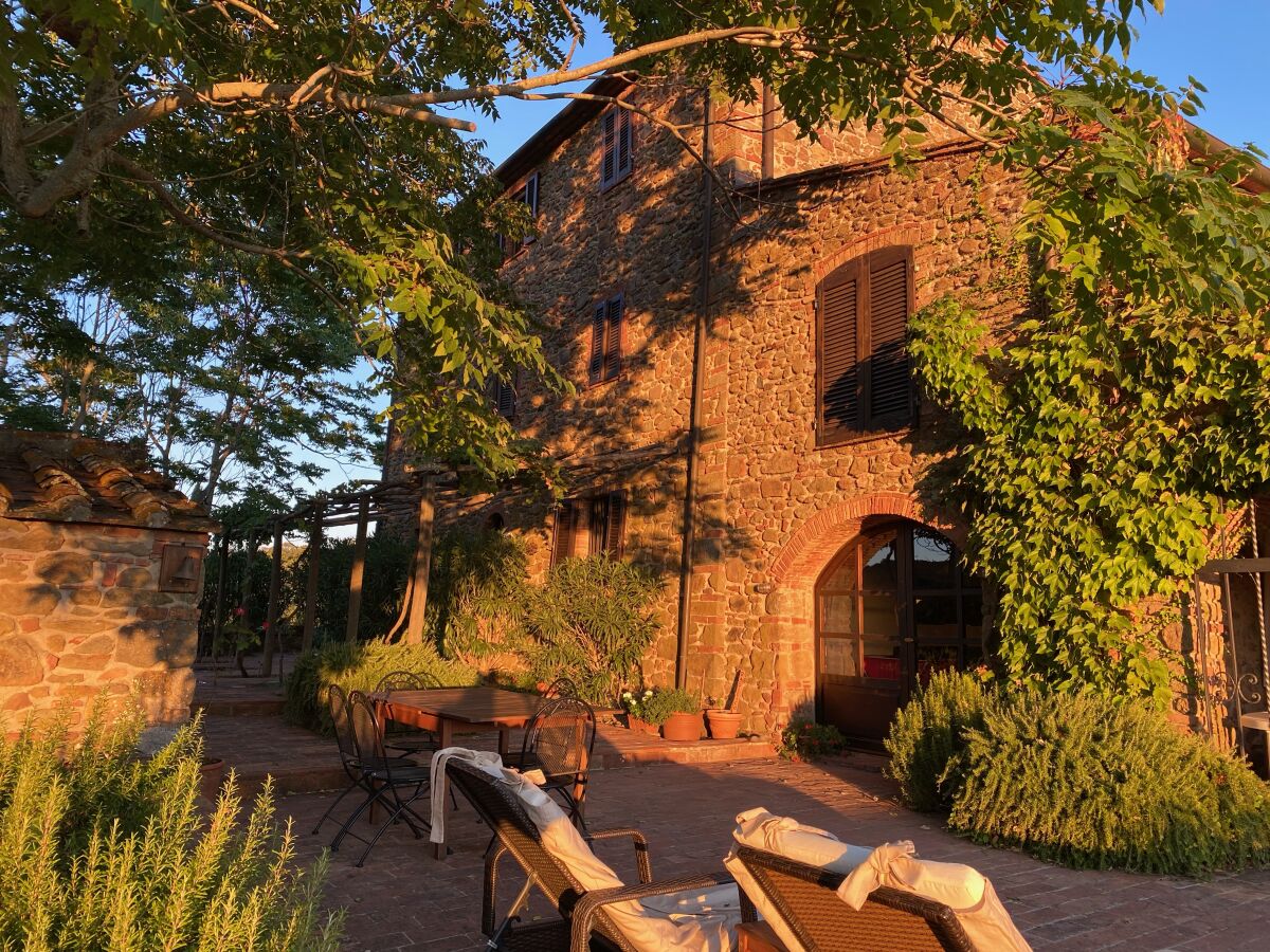 Holiday apartment Casa Felicita in Podere Follona - Outdoor photo 2