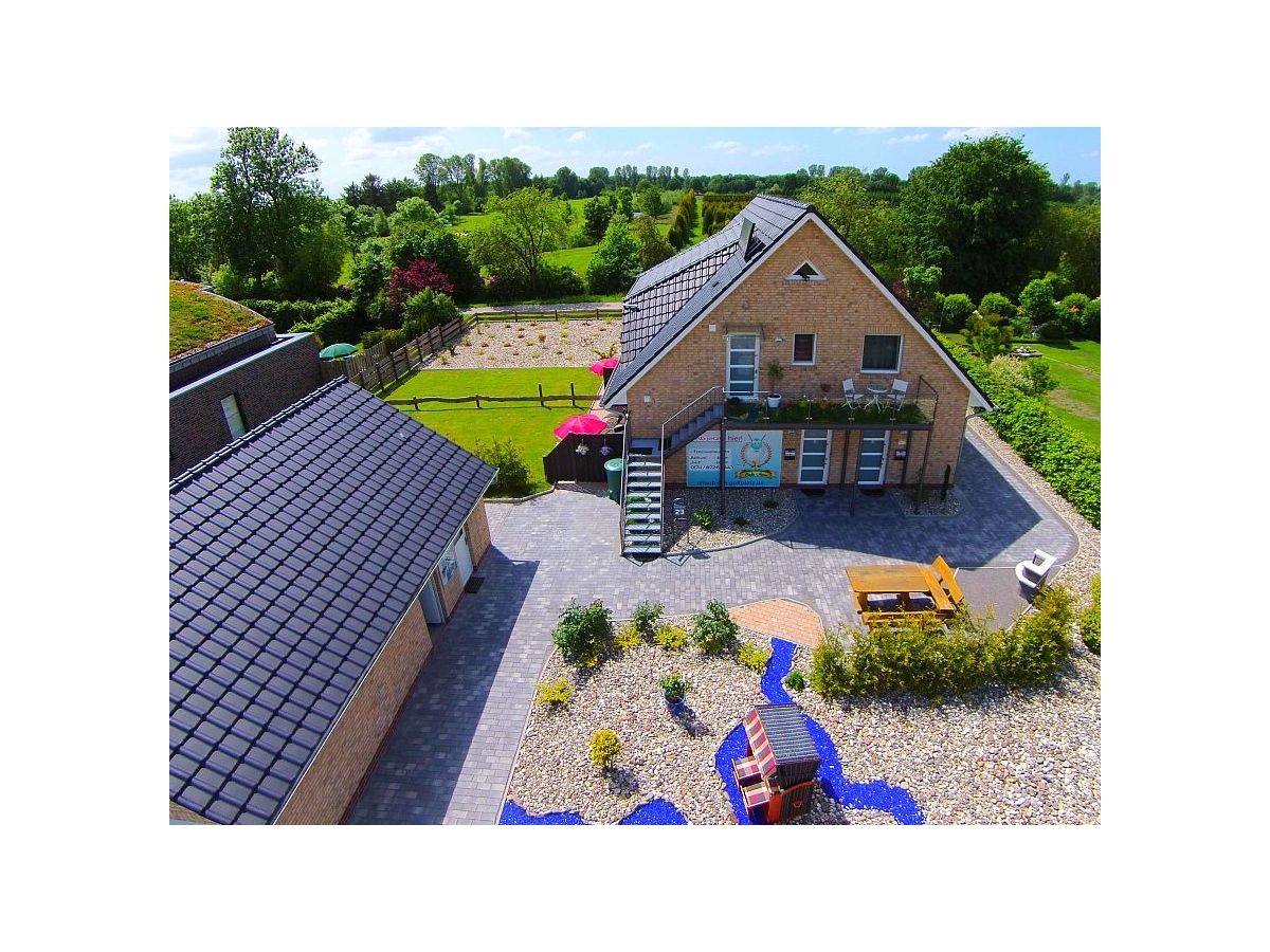 Holiday apartment Holiday apartment "Juist" in the holiday home "Birdie-Home®" - Outdoor photo 2