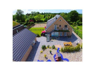 Holiday apartment Holiday apartment "Juist" in the holiday home "Birdie-Home®" - Outdoor photo 2